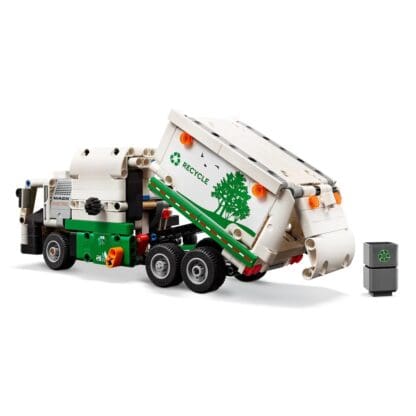 Technic - Mack LR Electric Garbage Truck - Image 6