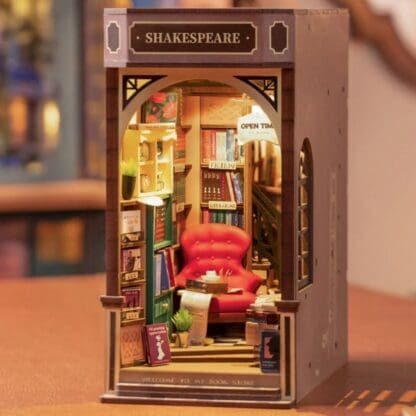 DIY Book Nook - Bookstore - Image 3